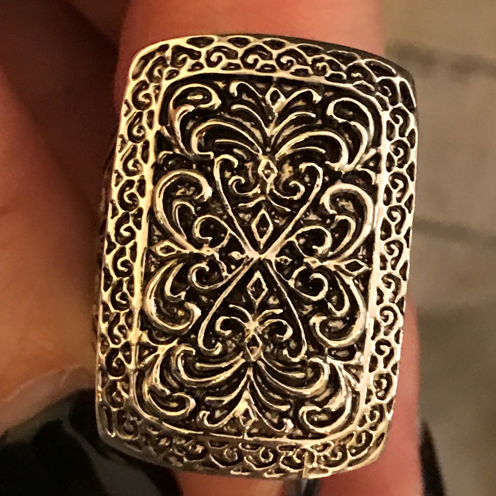 Fashion Ring